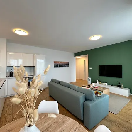 Vyhlad Na Mesto, 24. Poschodie, Free Parking Apartamento Bratislava