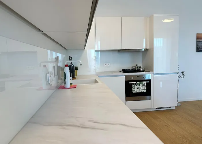 Apartmán Vyhlad Na Mesto, 24. Poschodie, Free Parking *