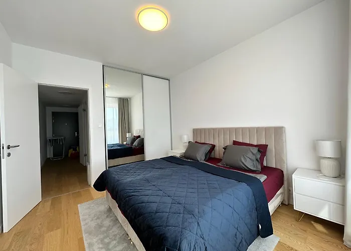 Vyhlad Na Mesto, 24. Poschodie, Free Parking *