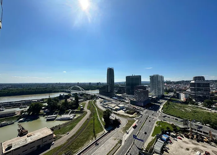 Vyhlad Na Mesto, 24. Poschodie, Free Parking *