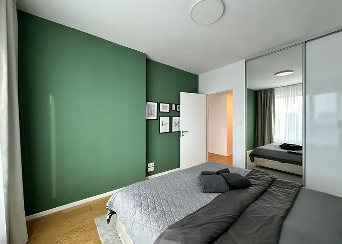 Apartmán Vyhlad Na Mesto, 24. Poschodie, Free Parking *